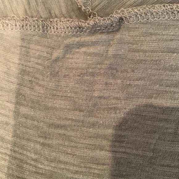 Eddie Bauer T-shirt, green and gold, size medium - Picture 3 of 4